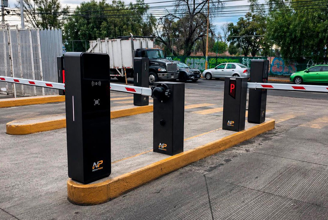Instalación NovaPark — Control Vehicular